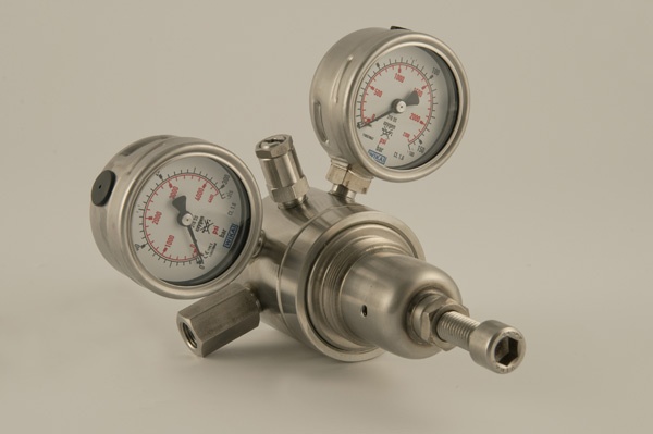 R3133 pressure regulator
